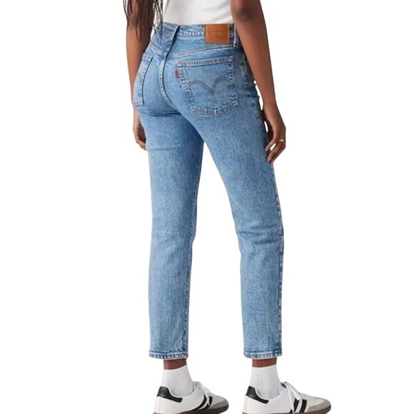 Levi's Premium Women's Wedgie Straight Denim Jeans Size 26 Timeless Casual - Picture 4 of 12